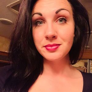 Meet your Posher, Ashleigh